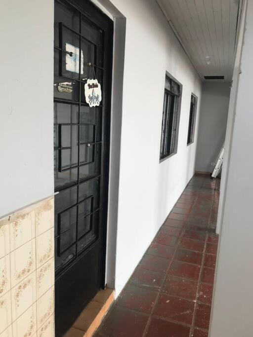Casa Com 2 Quartos Agradaveis Com Ar Condicionado Foz do Iguaçu Extérieur photo